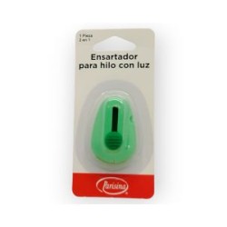 Ensartador de hilo con luz